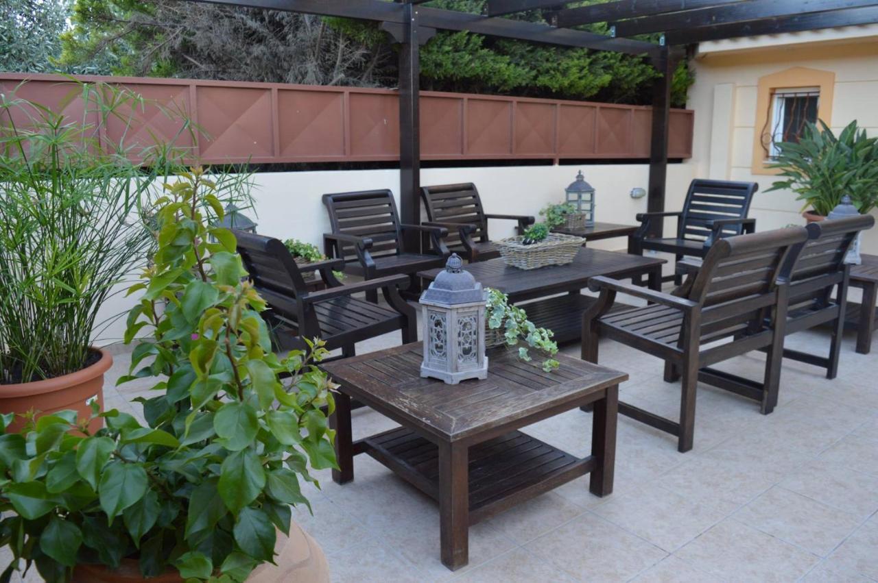 Villa Avatos - Near To The Port Of Rafina And The Airport Of Athens Agios Spyridon  Eksteriør bilde