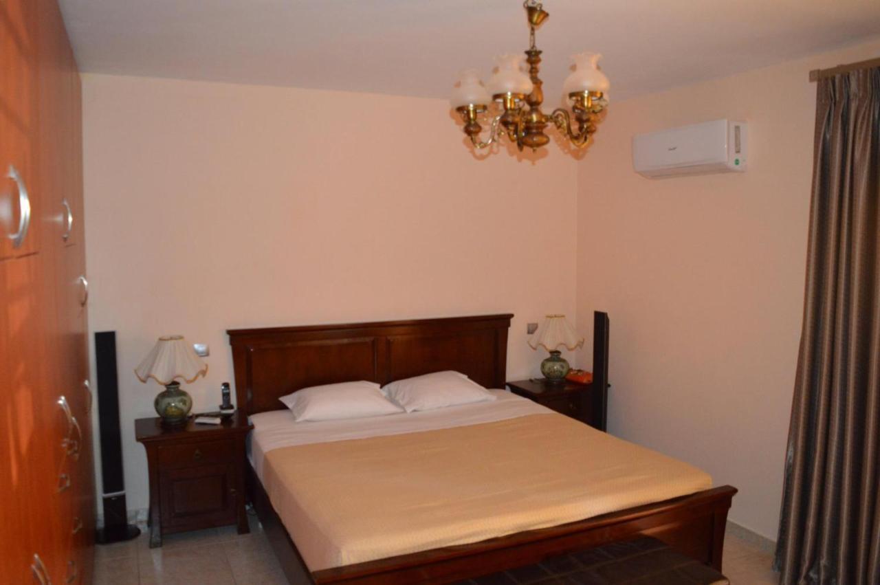 Villa Avatos - Near To The Port Of Rafina And The Airport Of Athens Agios Spyridon  Eksteriør bilde