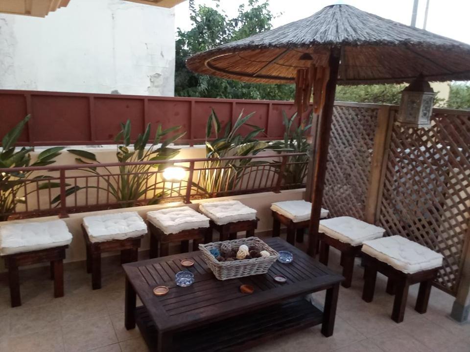 Villa Avatos - Near To The Port Of Rafina And The Airport Of Athens Agios Spyridon  Eksteriør bilde